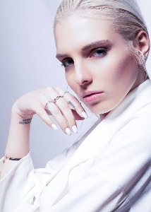 Ksenia - foto 15 di 22, hostess per eventi a Milano