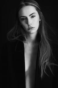 Jovana - foto 10 di 17, hostess per eventi a Milano