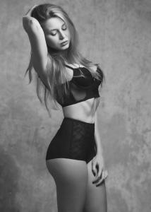 Sara - foto 12 di 13, hostess per eventi a Milano