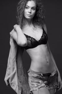 Sara - foto 7 di 8, hostess per eventi a Milano