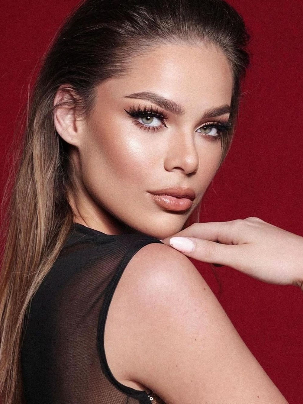 Chiara, hostess e promo model disponibile per eventi a Milano