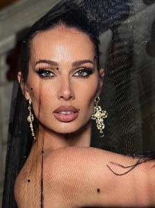Arina - foto 4 di 23, hostess per eventi a Milano