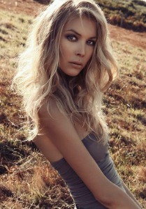 Kate - foto 8 di 22, hostess per eventi a Milano