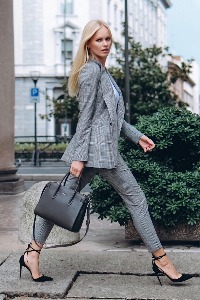 Hanna - foto 21 di 36, hostess per eventi a Milano